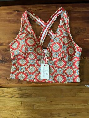 NWT Fashion Brand Company XL Yoga Swim Crossback Top in Fancy Red Couch